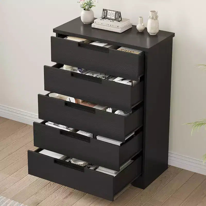 Commode à 5 tiroirs pour chambre, noire, avec poignées intégrées