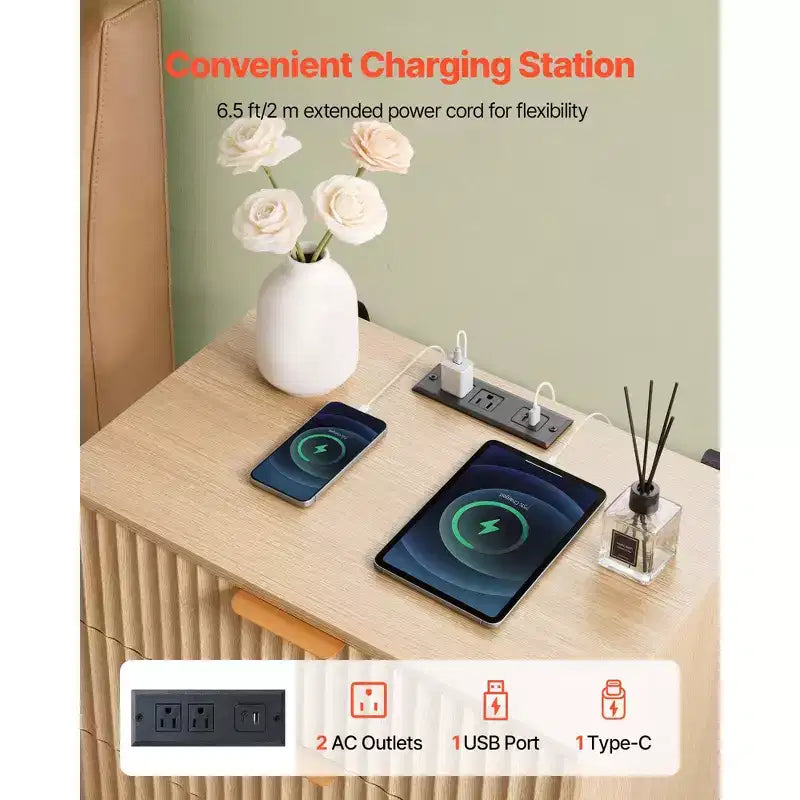 Table de chevet cannelée avec station de recharge, avec 3 tiroirs, commode pour chambre à coucher