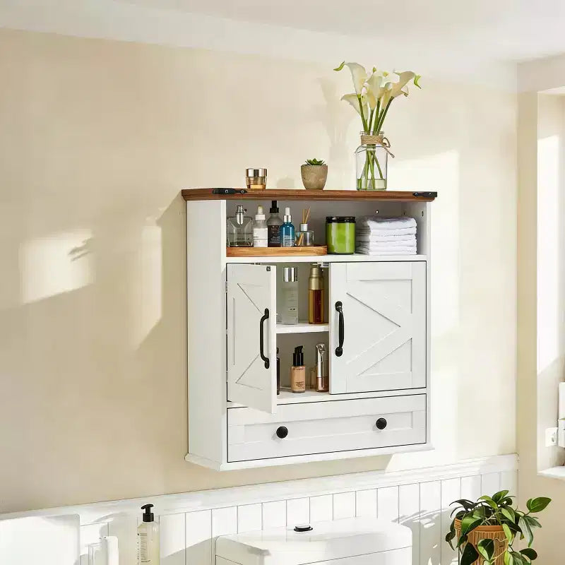 Armoire murale de salle de bain de style ferme avec portes coulissantes et tiroirs